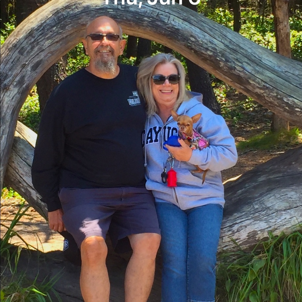 Meet your Posher, Gloria